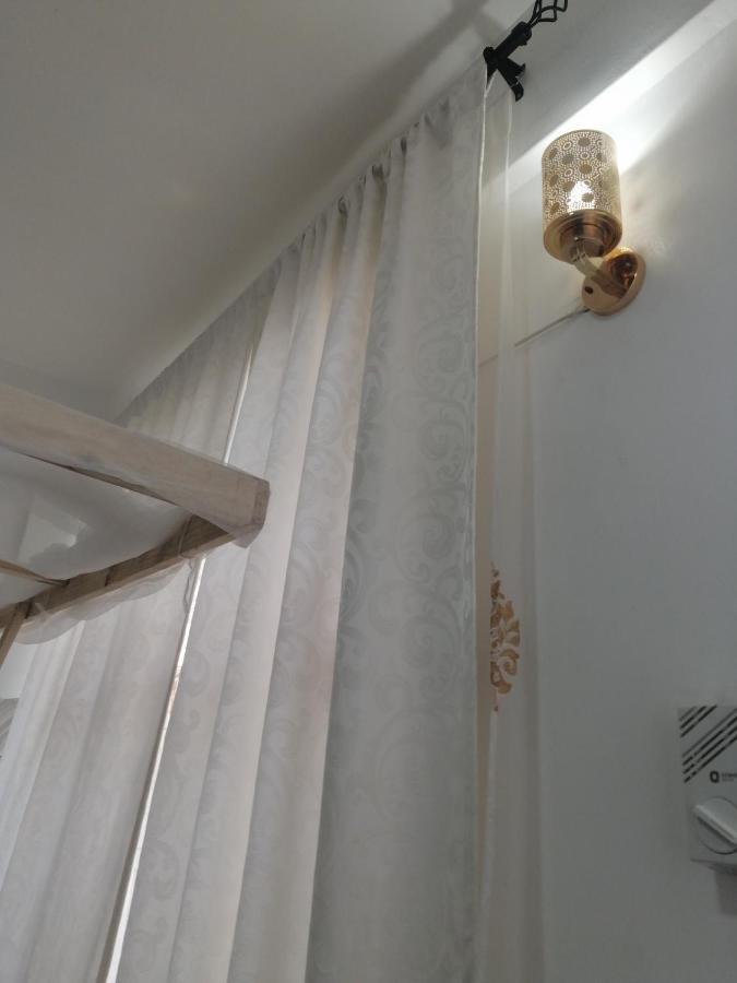 Golden Nest *